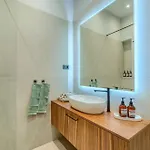 Villa Allina - Heated Pool, Rooftop Jacuzzi&sea Views