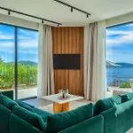 Allina - Heated Pool, Rooftop Jacuzzi&sea Views