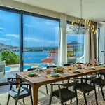 Allina - Heated Pool, Rooftop Jacuzzi&sea Views *