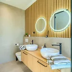 Villa Allina - Heated Pool, Rooftop Jacuzzi&sea Views Podglavica