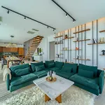 Allina - Heated Pool, Rooftop Jacuzzi&sea Views