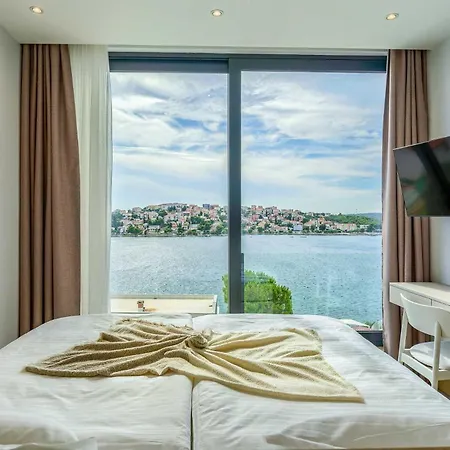 Allina - Heated Pool, Rooftop Jacuzzi & Sea Views * Podglavica