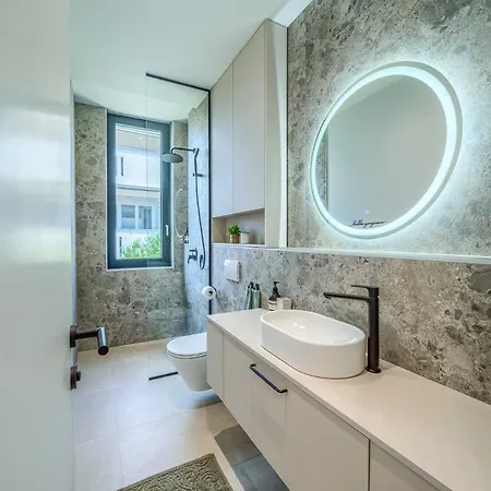 Vila Allina, 5-bedroom With Panoramic Views, Heated Pool Podglavica