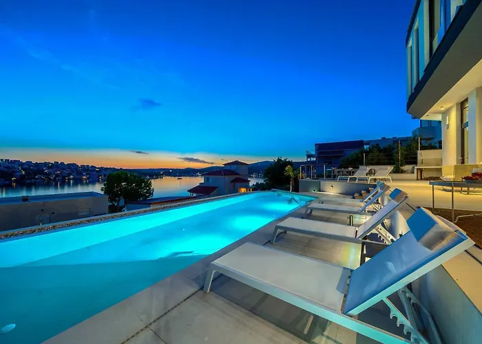 Willa Allina, 5-bedroom With Panoramic Views, Heated Pool Podglavica