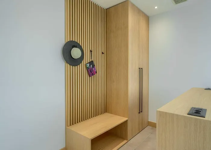 Willa Allina, 5-bedroom With Panoramic Views, Heated Pool